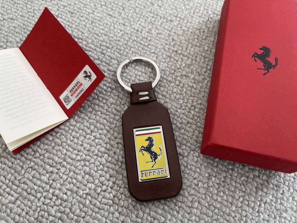 2022年最新海外 Ferrari純正キーホルダー ienomat.com.br