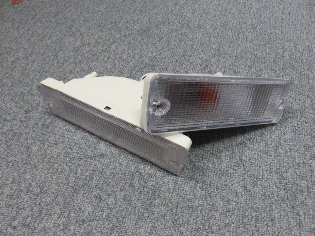  new goods 1986-1997 DATSUN D21 Datsun D21 day main specification clear bumper lamp Terrano D21 Mini truck 