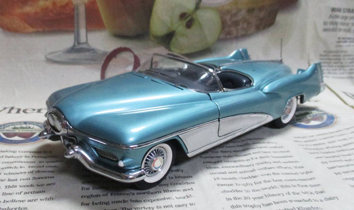 ★激レア絶版*フランクリンミント*1/24*1951 GM LeSabre - Concept Car_画像1