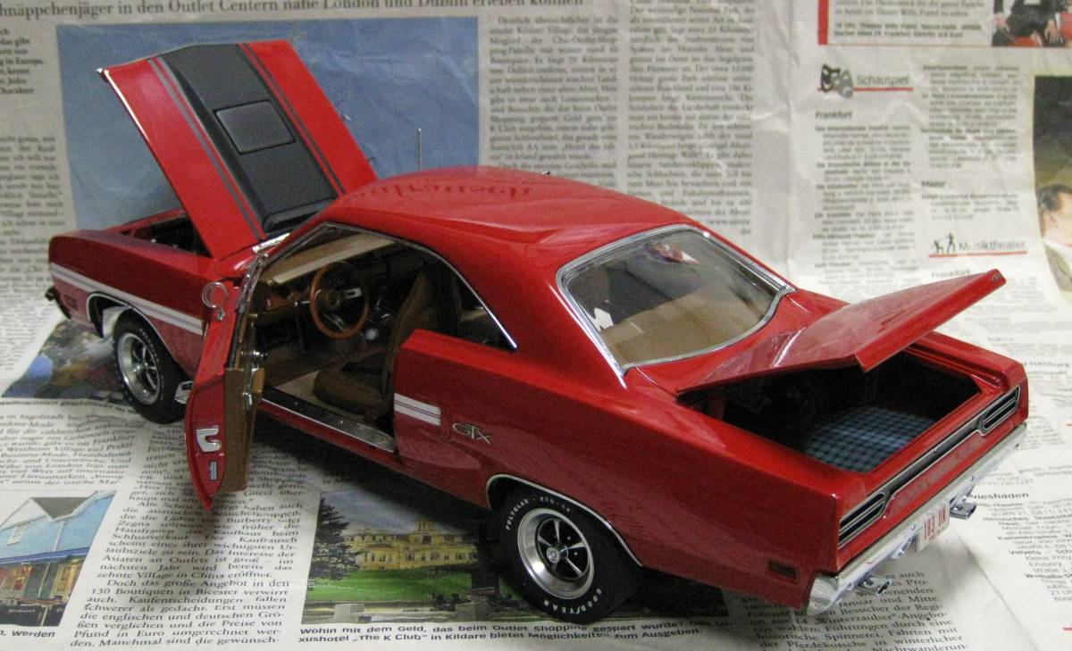 ☆レア絶版*世界1408台*GMP*1/18*1970 Plymouth Hemi GTX レッド≠EXOTO - エグゾト ☆レア絶版*世界1408台*GMP*1/18*1970 Plymouth Hemi GTX レッド≠EXOTO - エグゾト