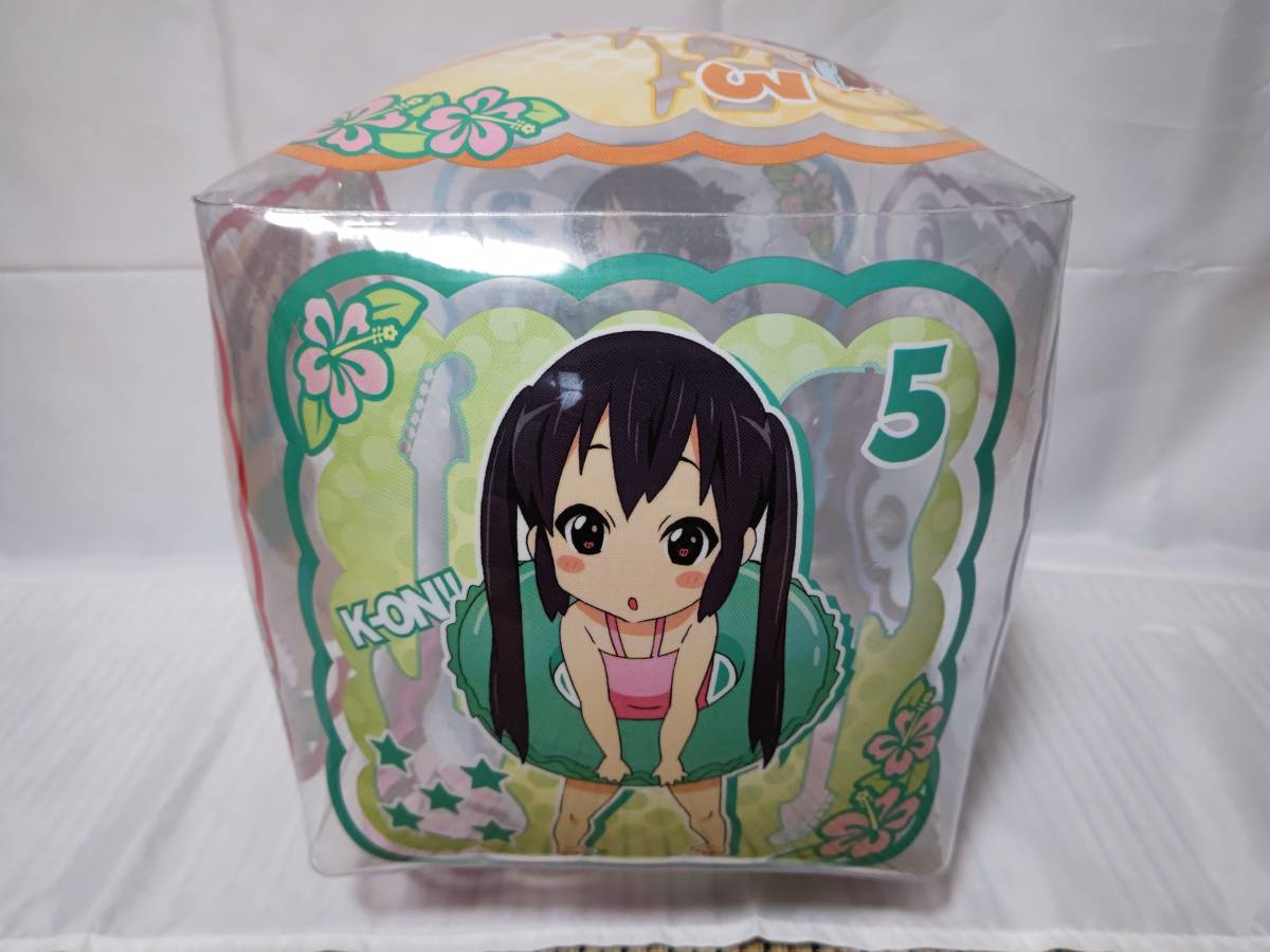 Yahoo!オークション - けいおん さいころビーチボール&プールセット Yahoo!オークション - けいおん さいころビーチボール&プールセット