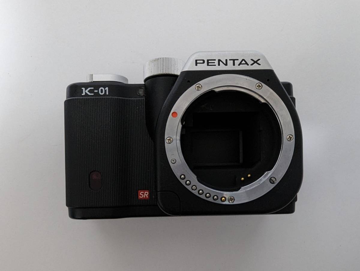 受注生産品】 イーマートPENTAX ミラーレス一眼カメラ K-01ダブル