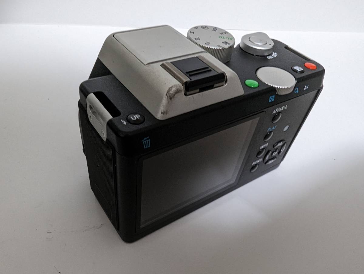 未使用 ゆめみるストア店PENTAX ミラーレス一眼カメラ K-01ズーム
