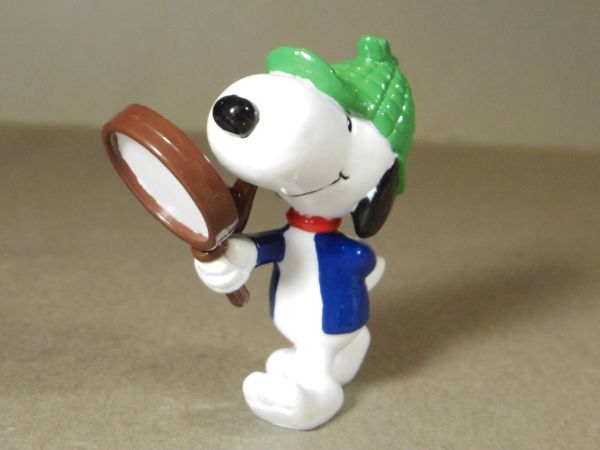 ピーナッツ スヌーピー PVCフィギュア 探偵 Snoopyの画像2