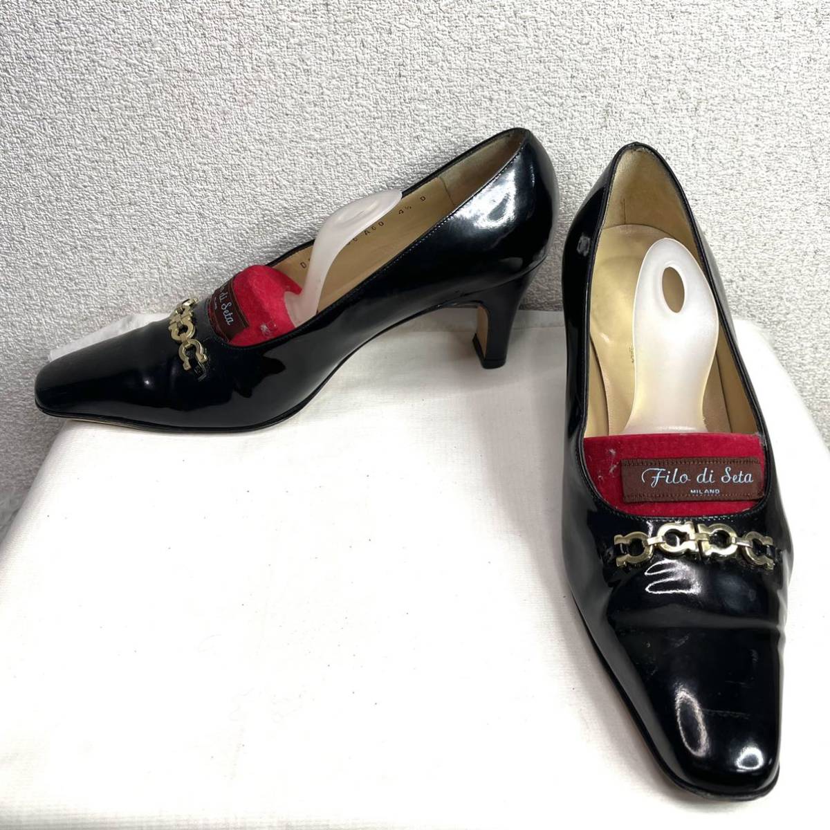 高級な Salvatore Ferragamo ガンチーニエナメルヒールパンプス blog
