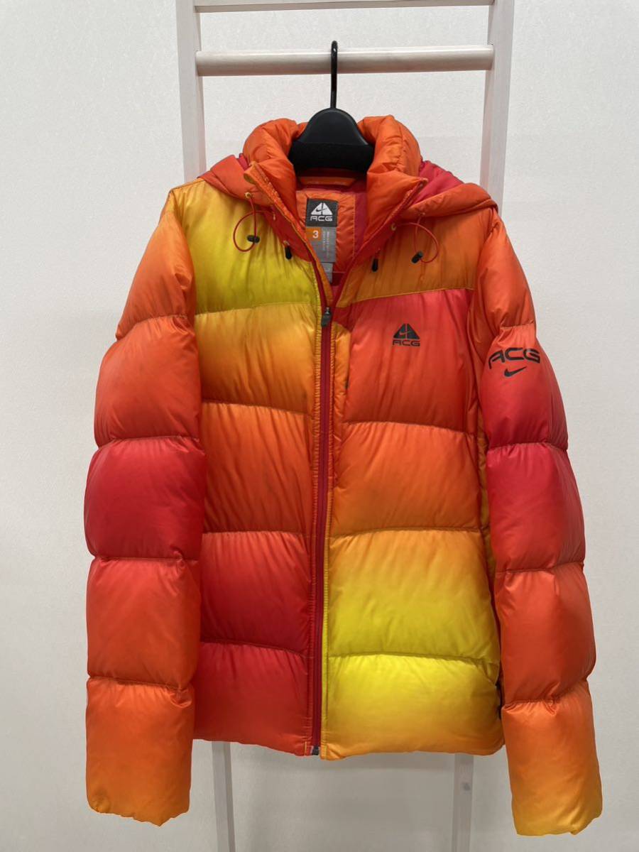 NIKE ACG☆ナイキエィシージー☆ダウンジャケット☆グラデーション