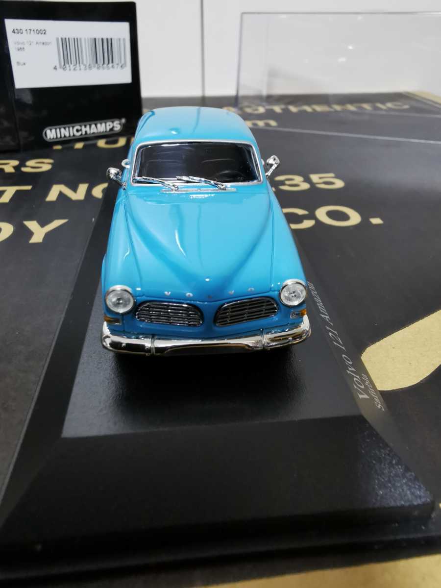 ボルボ　アマゾン　VOLVO 121Amazon Blue　2ドア　1966年式　レア　絶版品　ミニチャンプス製　MINICHAMPS 1/43 未使用未展示品