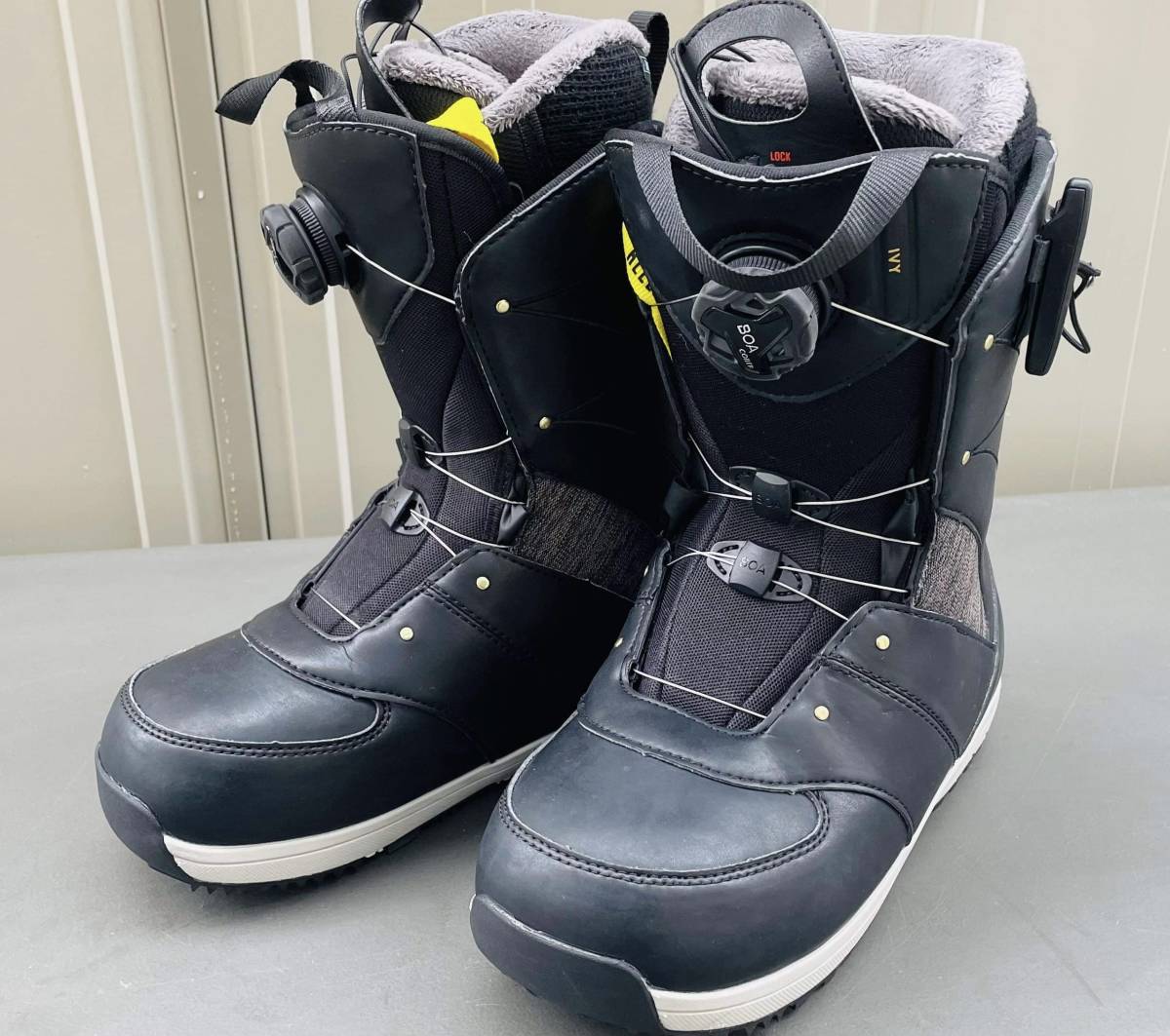 人気の SALOMONブーツ IVY jrga.jp
