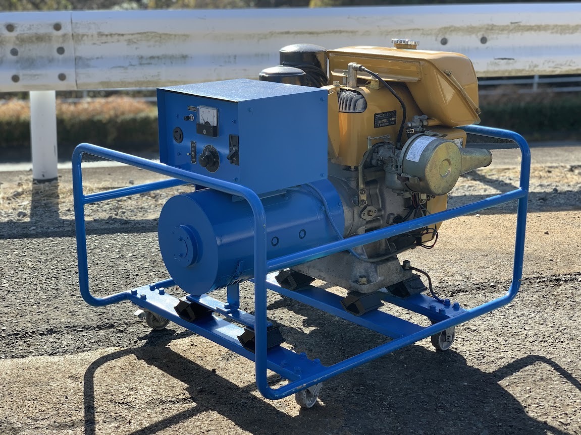 ◆ 日昇製作所 携帯用ガソリン機関発電機 交流発電機★200 V/14.5 /60 HzA★作動確認済【中古品】静岡県湖西市発_画像4
