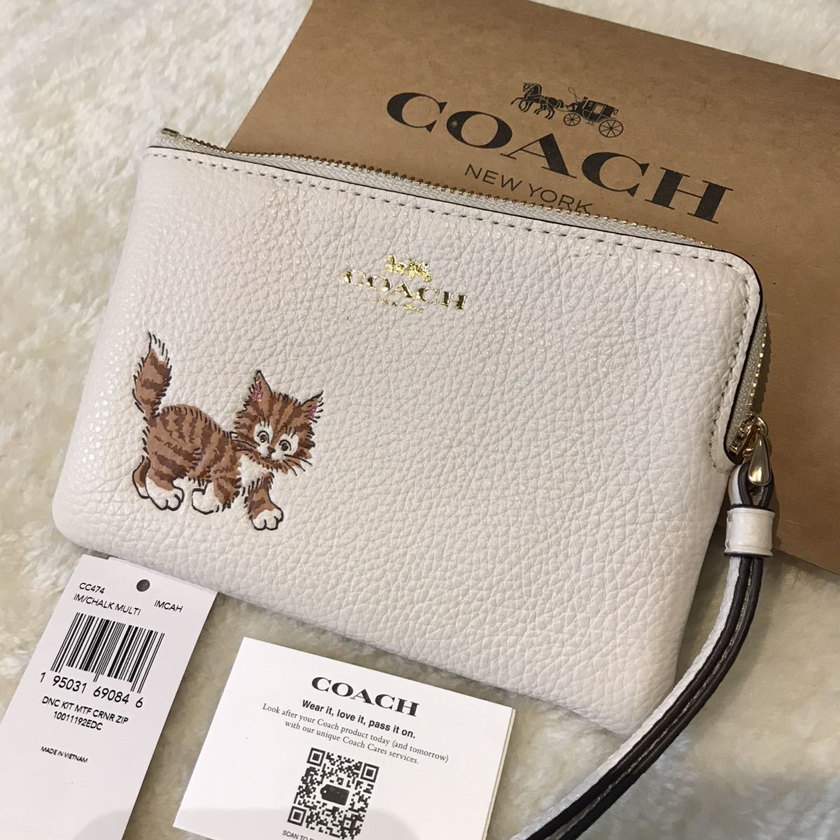 新品未使用☆COACH コーチ リスレット レザー ポーチ 猫柄 子猫 ネコ