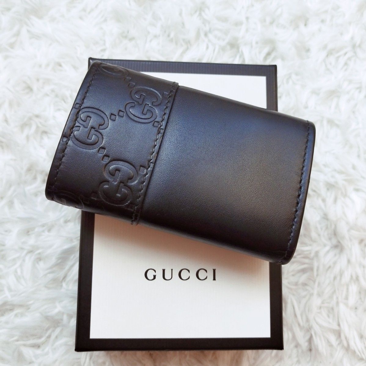 美品 GUCCI グッチ キーケース シマ GG柄 型押し　 レザー ユニセックス 男女兼用 シルバー金具　スナップボタン 6連