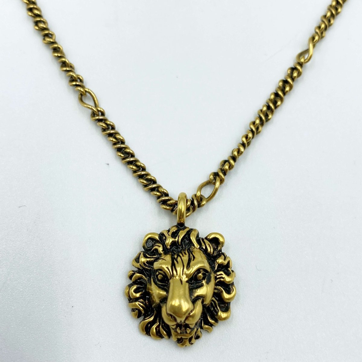 【中古】GUCCI ネックレス＜アクセサリー＞ グッチ ゴールド アクセサリー リング ファッション ブランド ライオンヘッドの画像1