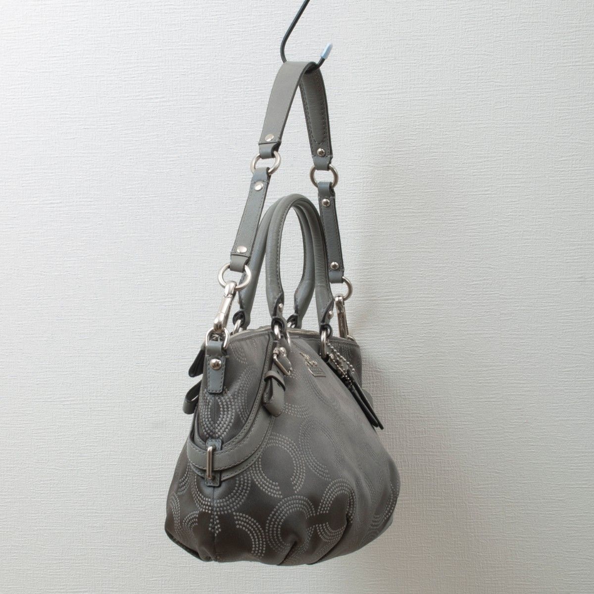 【極美品】COACH(コーチ) マディソン オプアート ソフィア 2way ハンドバッグ グレー 15935 レディース 中古