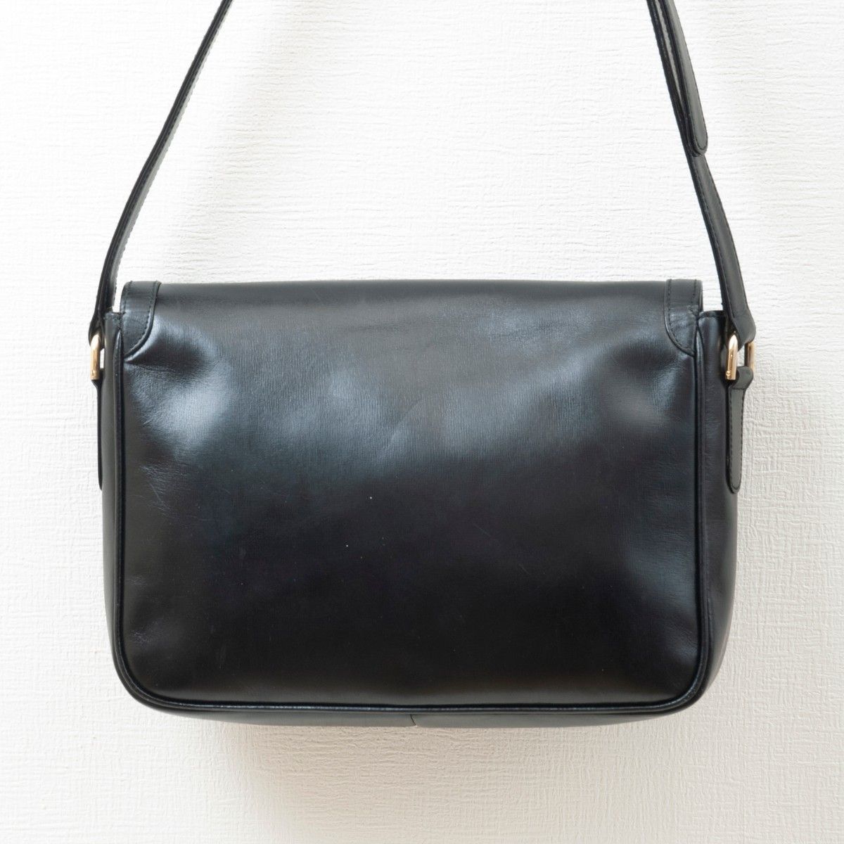 美品】BALLY(バリー) ヴィンテージ レザー ショルダーバッグ 美品】BALLY(バリー) ヴィンテージ レザー ショルダーバッグ