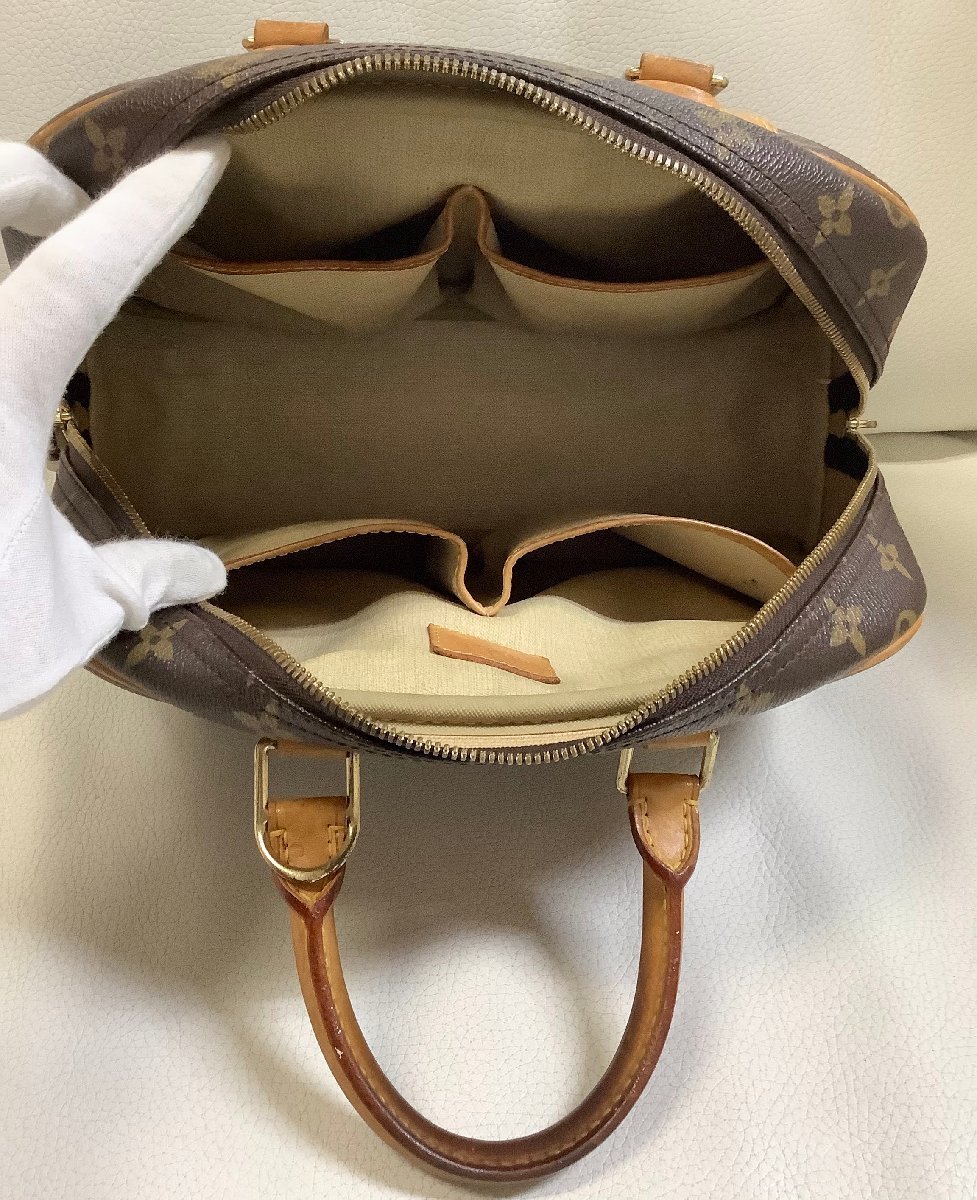 LOUIS VUITTON トゥルービル M42228 モノグラム-