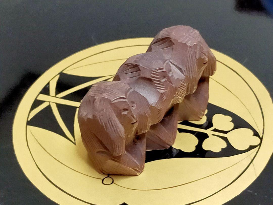 ◎送料無料◎蔵くら◎ 三猿 置物 木彫り 52mm ◎ 230114 M Z お土産 骨董 古玩 中国 レトロ アンティーク
