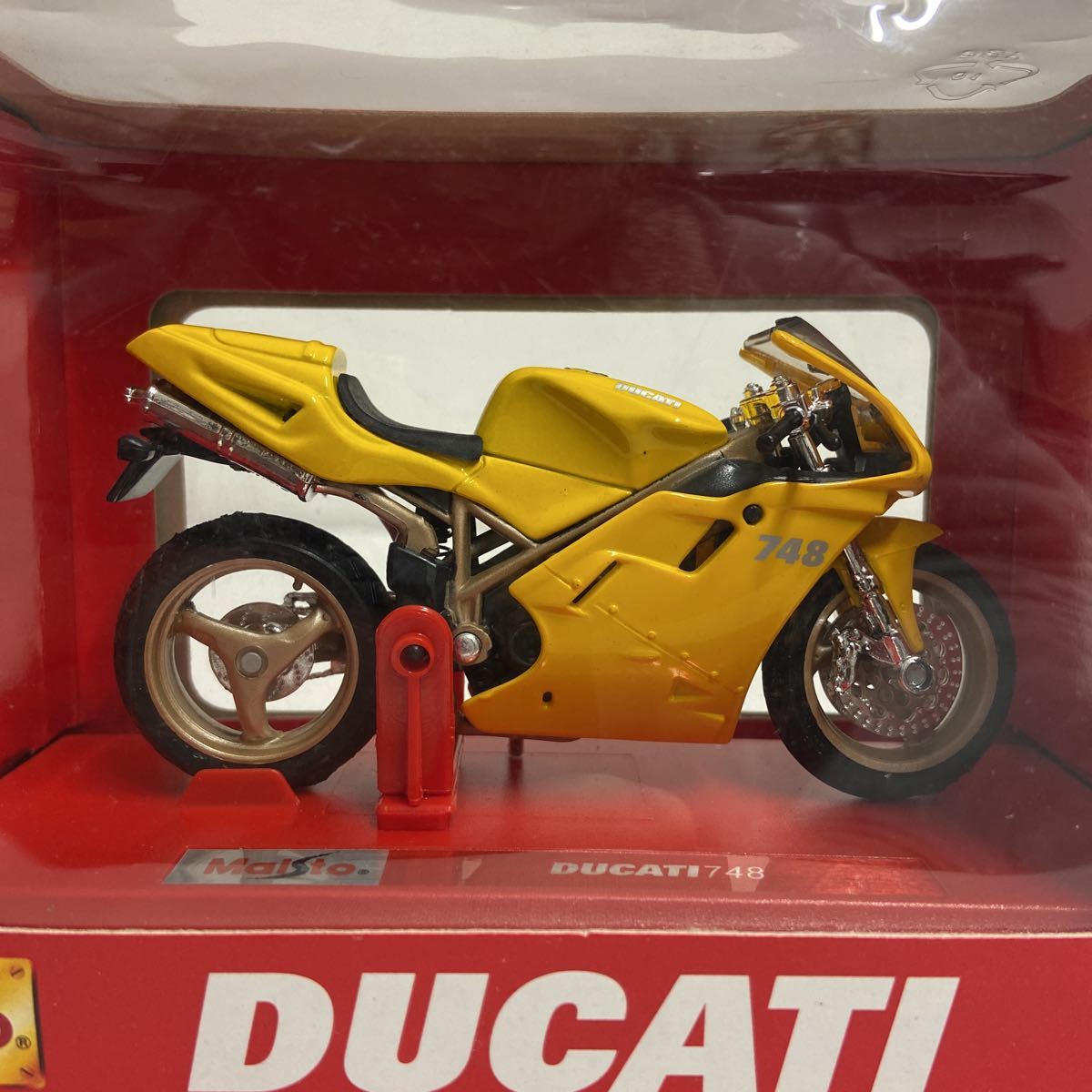 Maisto 1/18 DUCATI 748 Yellow マイスト ドゥカティ イエロー バイク 完成品 ミニカー モデルカー_画像4