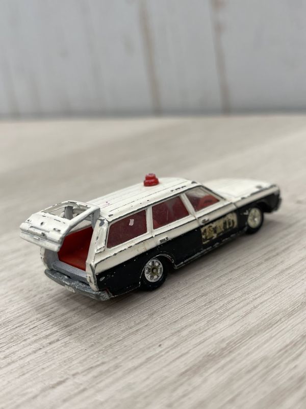 当時物 トミカ トヨタ クラウン ニッサン キャブオール 警察車両 5台 まとめて 本体のみ 黒箱 tomica ミニカー 日本製 1970年代 即日配送_画像4