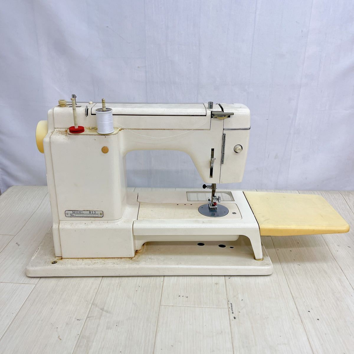 JANOME ジャノメミシン MODEL 813 通電済み-
