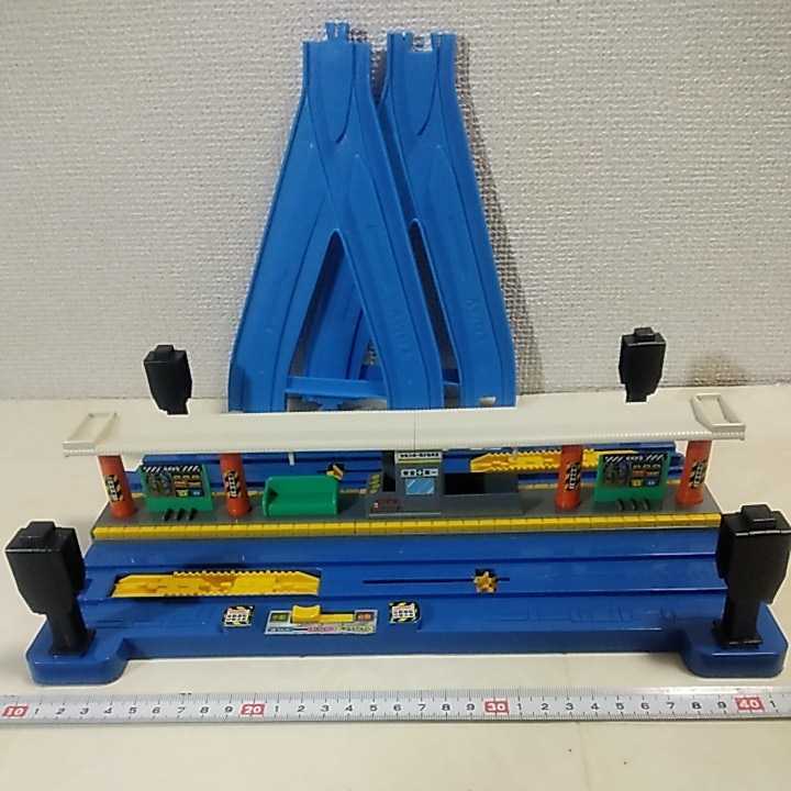 プラレール 自動のりかえ駅 情景部品 未チェック 2006年製 タイ製 詳細不明 ジャンク扱い TOMY _画像4