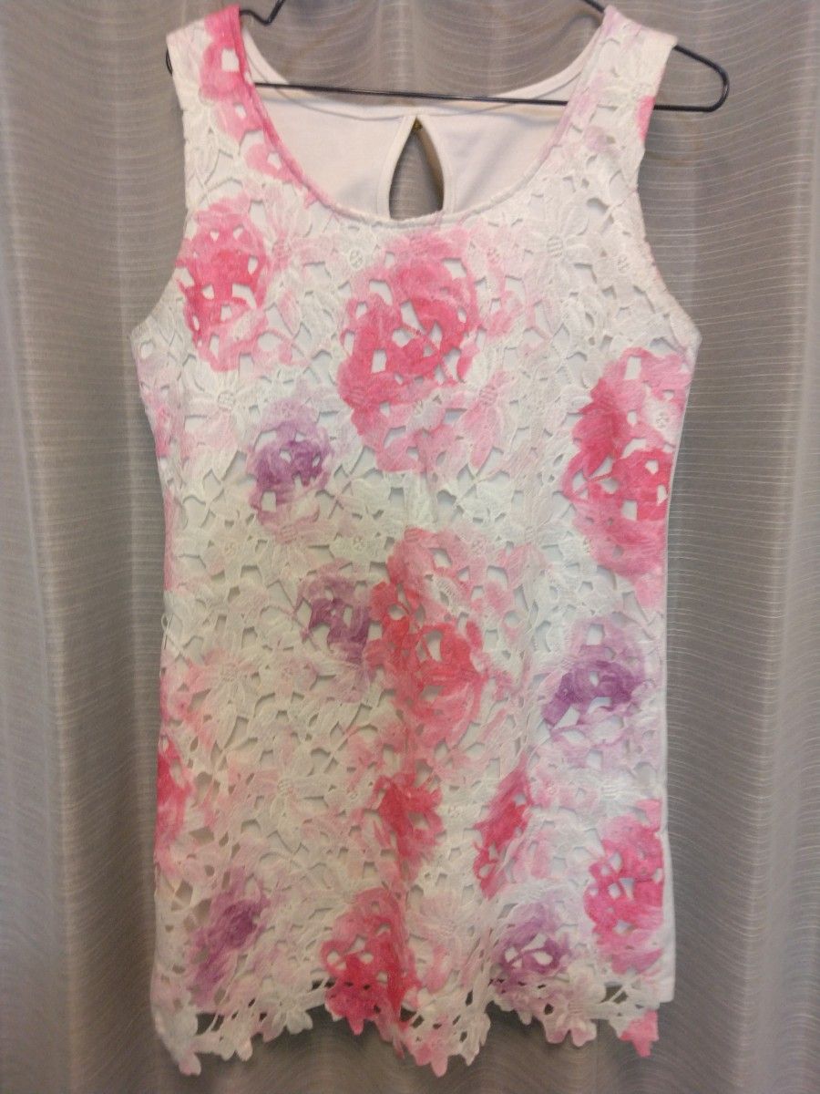 SALE/85%OFF】 スパニッシュハーレム ノースリーブブラウス 花柄