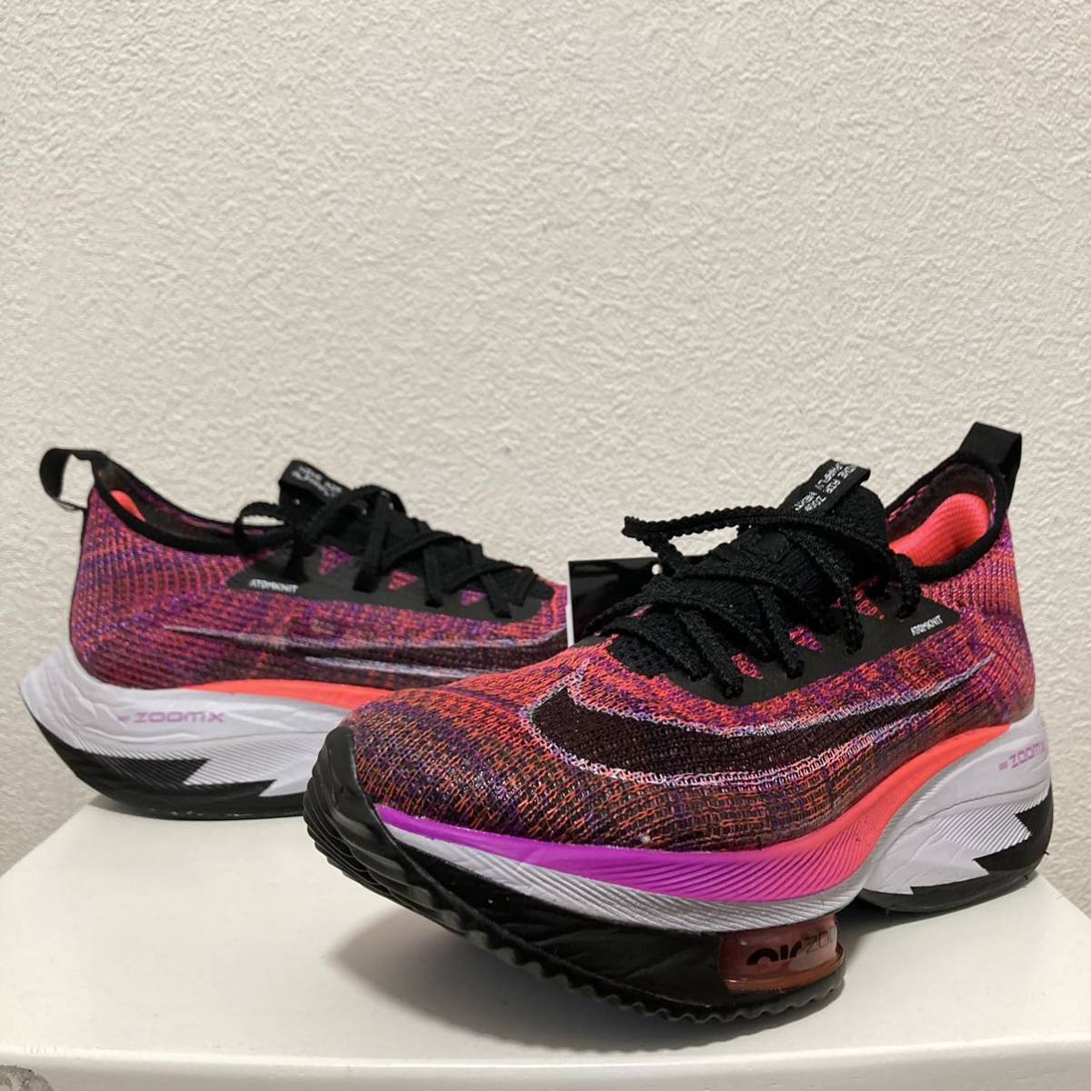 ナイキ 厚底 カーボン アルファフライ 未使用 NIKE 大迫 日本 ナイキ 厚底 カーボン アルファフライ 未使用 NIKE 大迫 日本