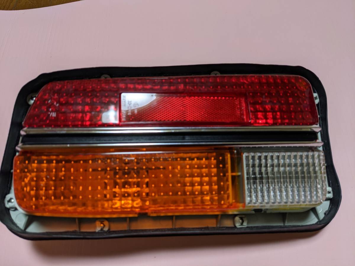 価格 フェアレディZ s30Z ワンテール 箱入り 日産純正 未使用品