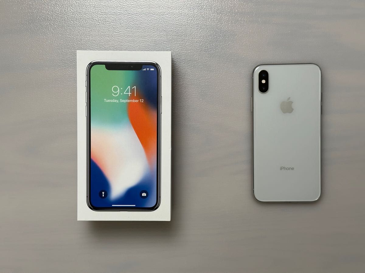 ★美品★ iPhone X 256GB シルバー SILVER SIMロック解除