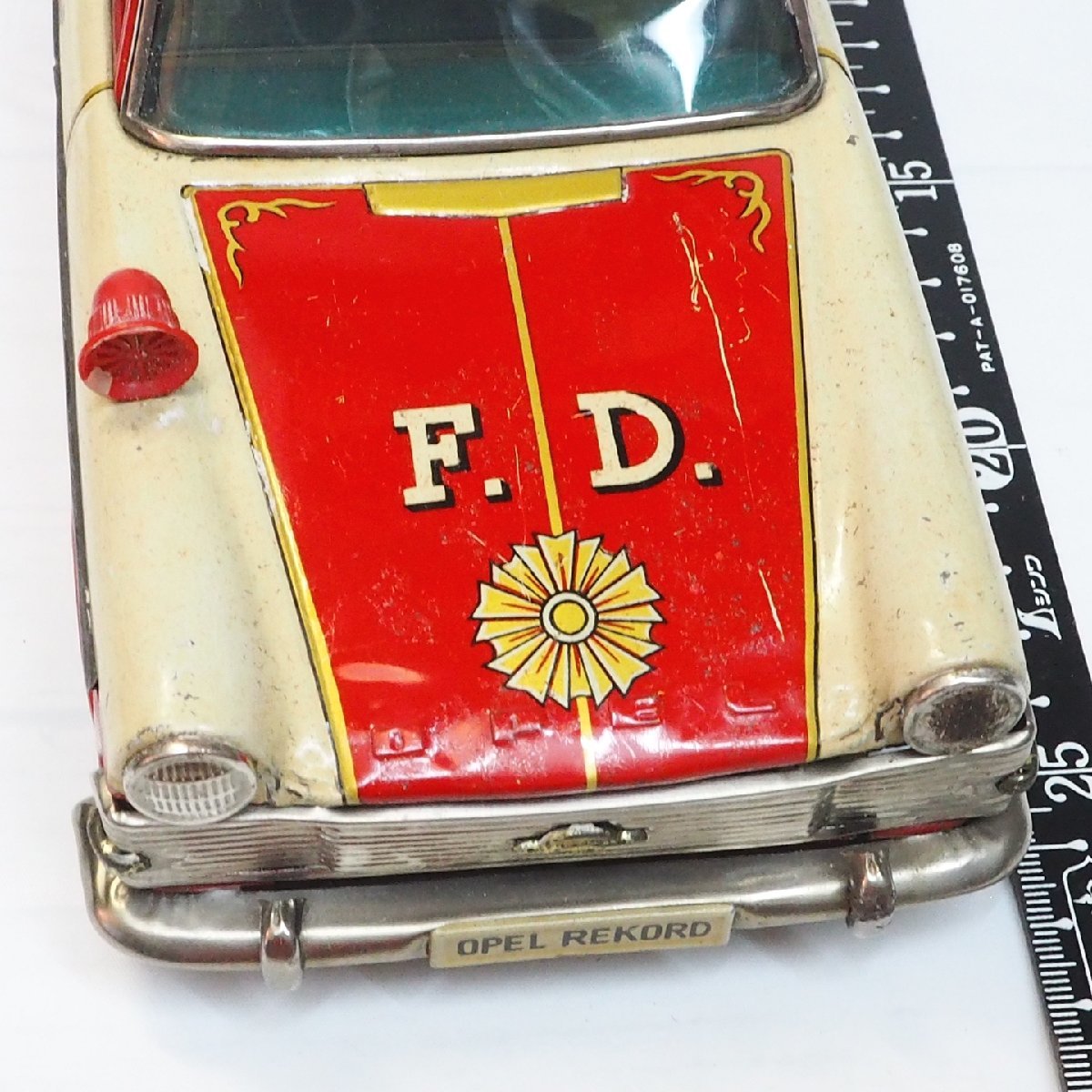 旭玩具【ルノー フロリード赤リペイント屋根欠】ブリキ tin toy