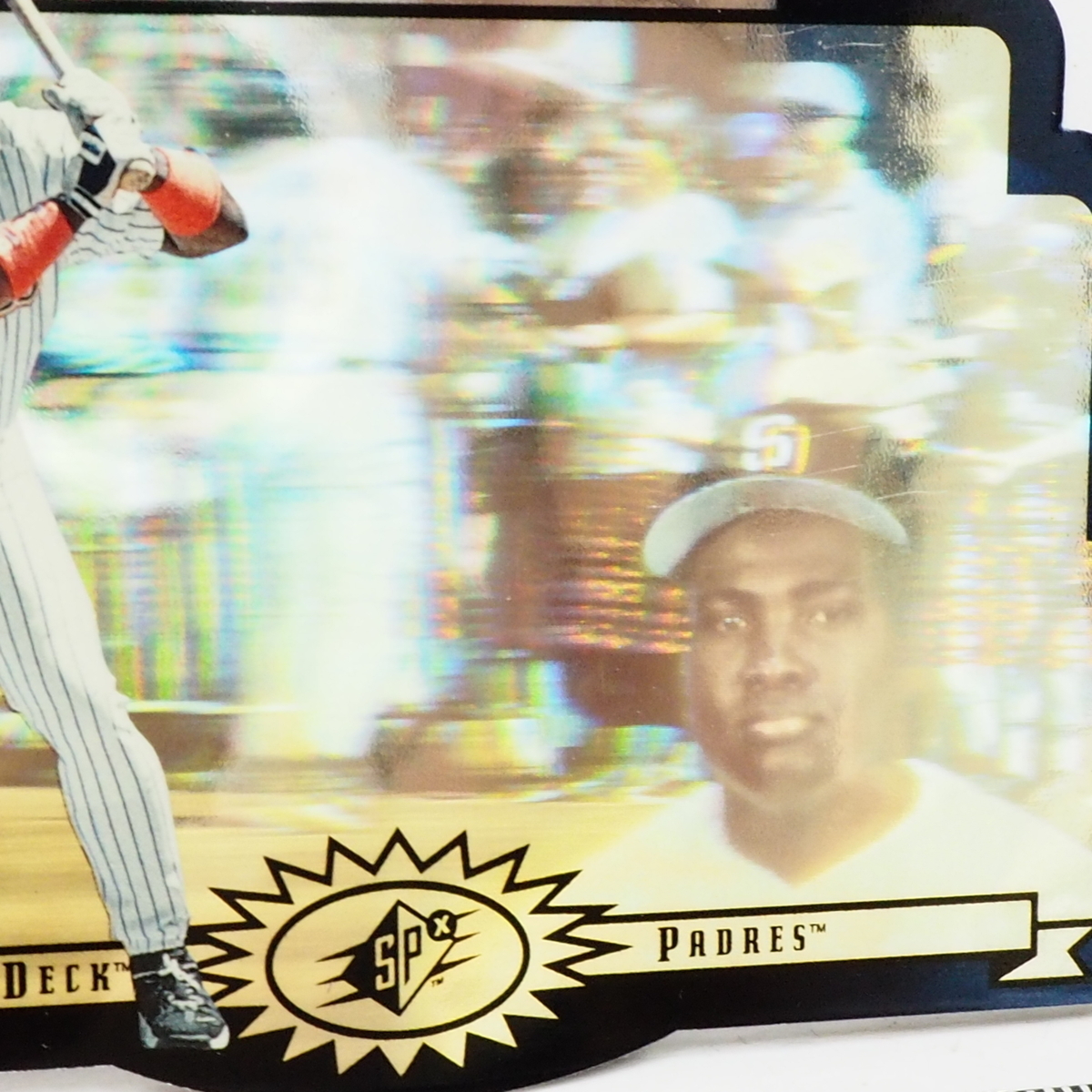 Upper Deck SPX #49【Tony Gwynn(PADRES)】1996年DIE CUT 3DレンチキュラーMLBメジャーリーグ野球カードBaseball CARD【送料込】_画像2