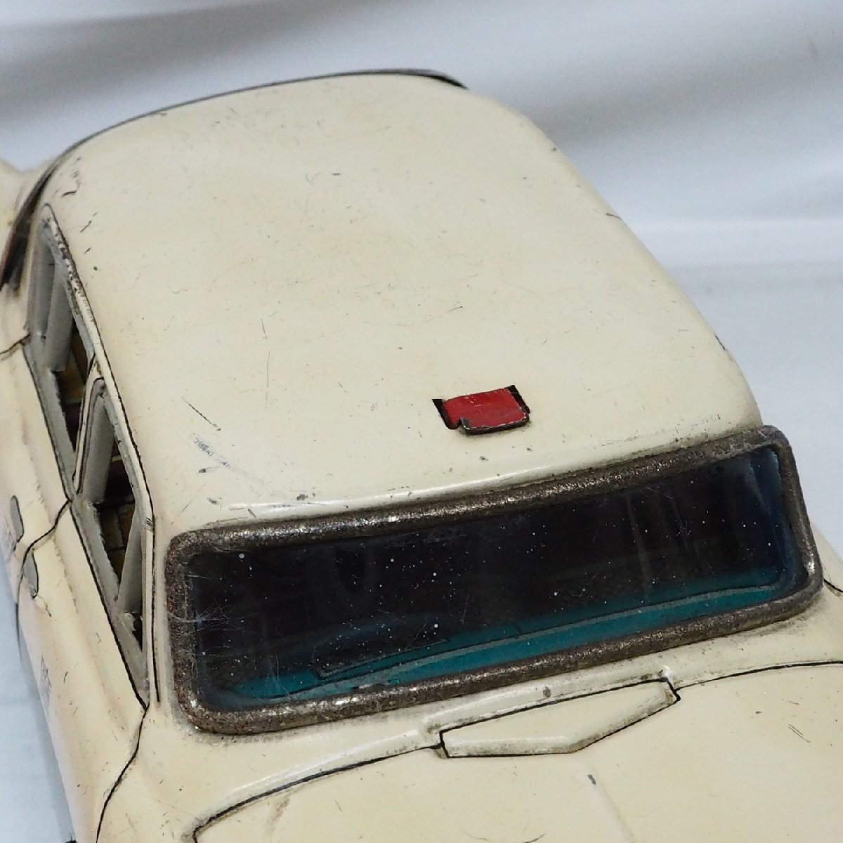 萬代屋【TOYOPET CROWN初代トヨペット クラウン警視庁パトカー欠品有