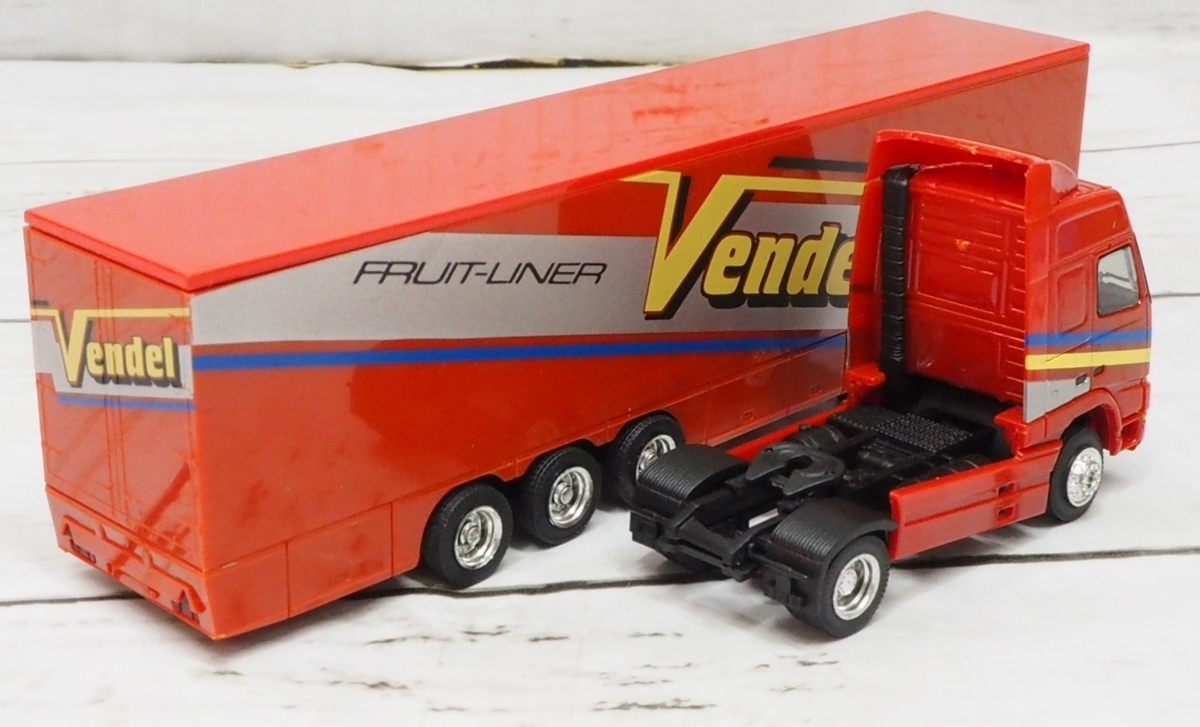 ALBEDO #330029【VOLVO FH16 Globrtrotter XL Fruit-Liner Vendelボルボ赤】トレーラー1/87ミニカー■アルベド【ジャンク】送料込_画像2