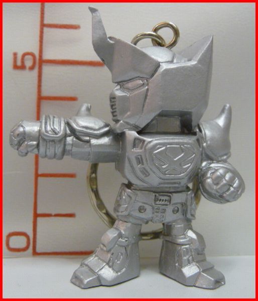  used * "Super-Robot Great War" key holder #go- show gn# silver color 