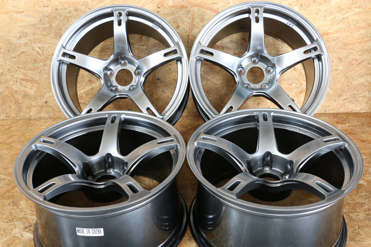 【翌日発送可能】 5/114.3 +12 9.5J 17インチ V2 HYPER ZERO-1 CST メタルシルバー V2 ゼロワンハイパー CST 新品未使用 4本セット 社外品