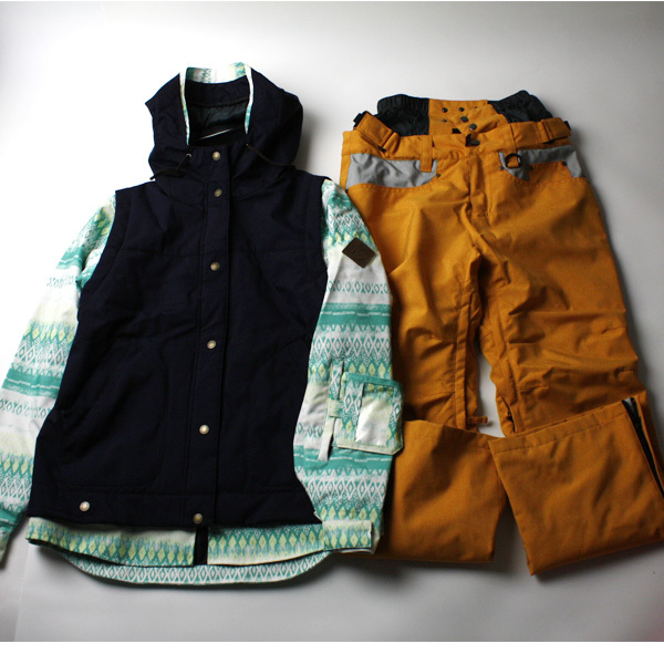 極美品!SECRET GARDEN シークレットガーデン スキーウェア スノボウェア Mサイズ ユニセックス 23-0122fu01【4点同梱で送料無料】