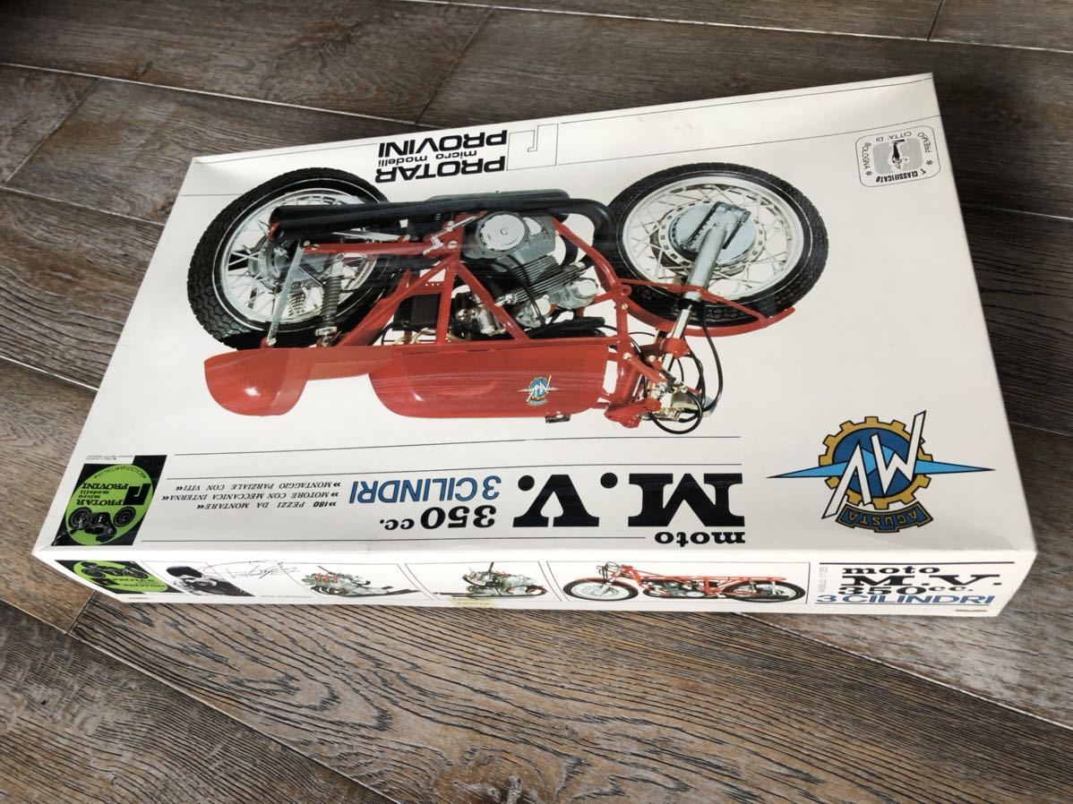 * postage included * PROTAR 1/9 scale Pro ta-moto M.V. 350cc 3CILINDRI MV AGUSTA not yet constructed large kit rare 