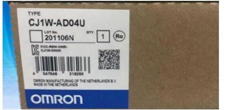 新品 OMRON製 オムロン CJ1W-AD04U