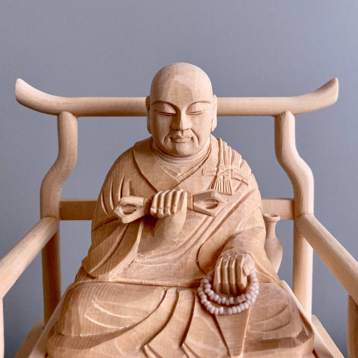 木彫仏像 弘法大師座像 身丈2寸 高さ18cm 桧 ヒノキ(新品/送料無料)の