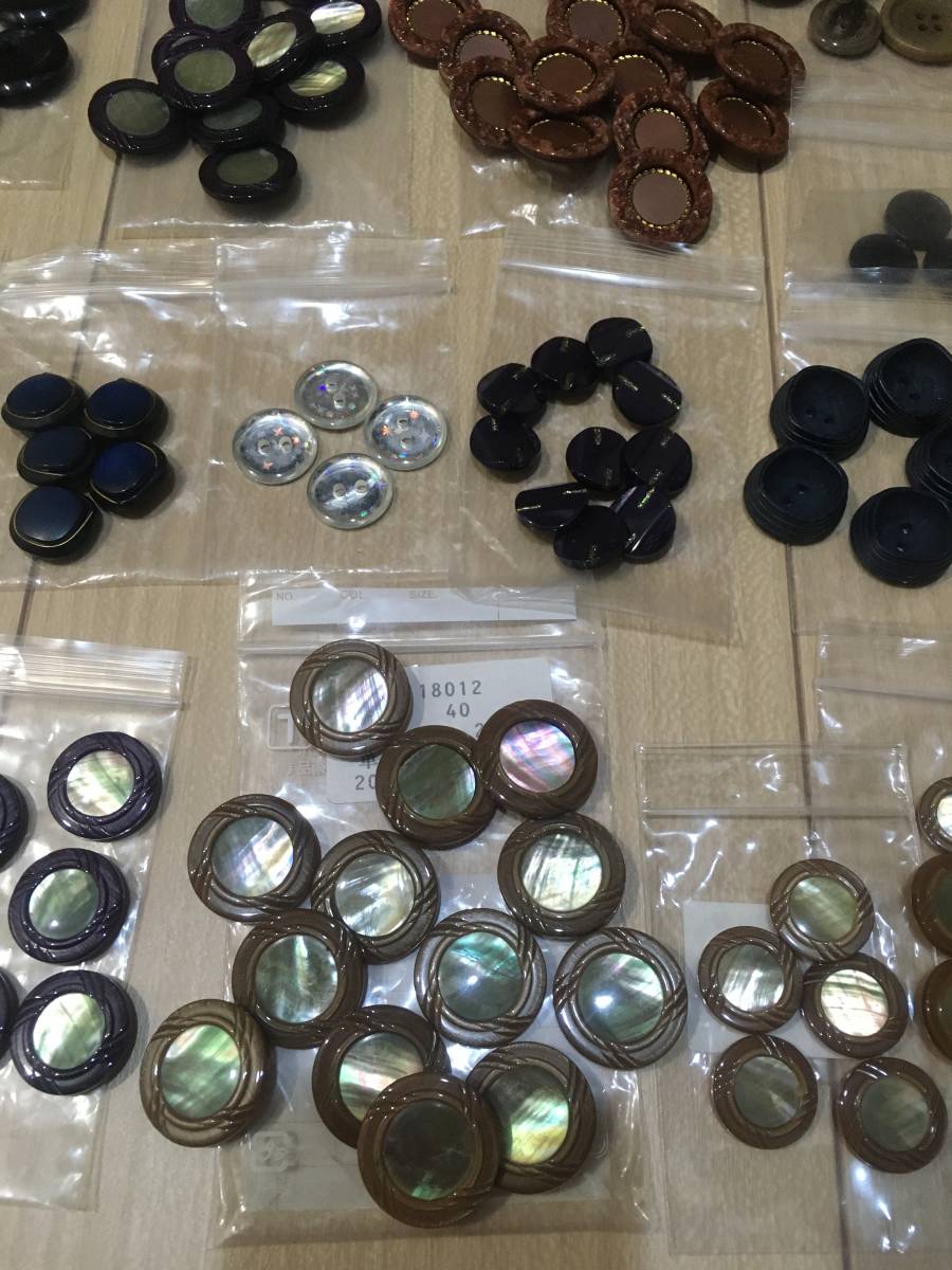  retro button large amount handicrafts retro button large amount together storage goods sewing hand made antique . set sale 