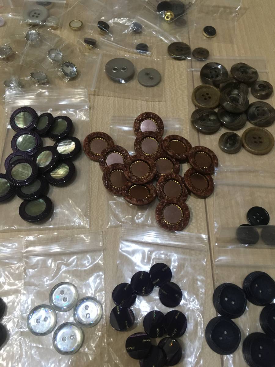  retro button large amount handicrafts retro button large amount together storage goods sewing hand made antique . set sale 