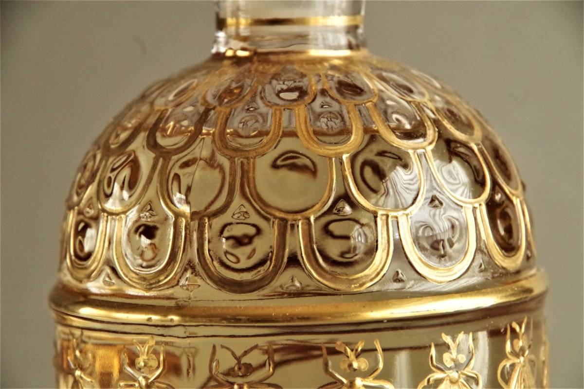 # редкий духи бутылка золотая краска пуховка .-mGuerlain Guerlain o- imperial o-te одеколон 960ml Be бутылка 23 cm Eau De Cologne Imperiale