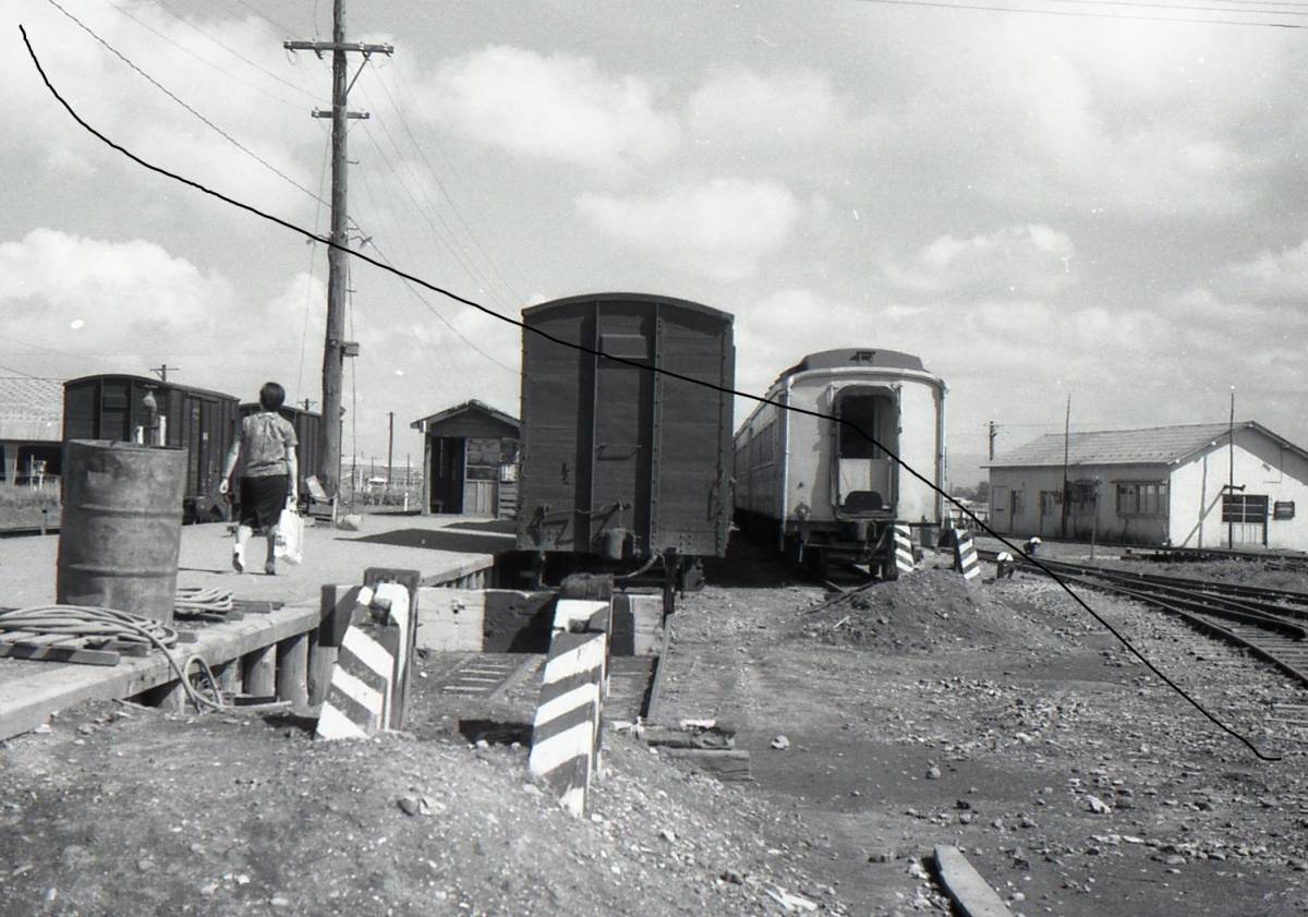 昭和42年　津軽鉄道　キハ24など　5枚　データをメール添付かCD-Rで。_画像3