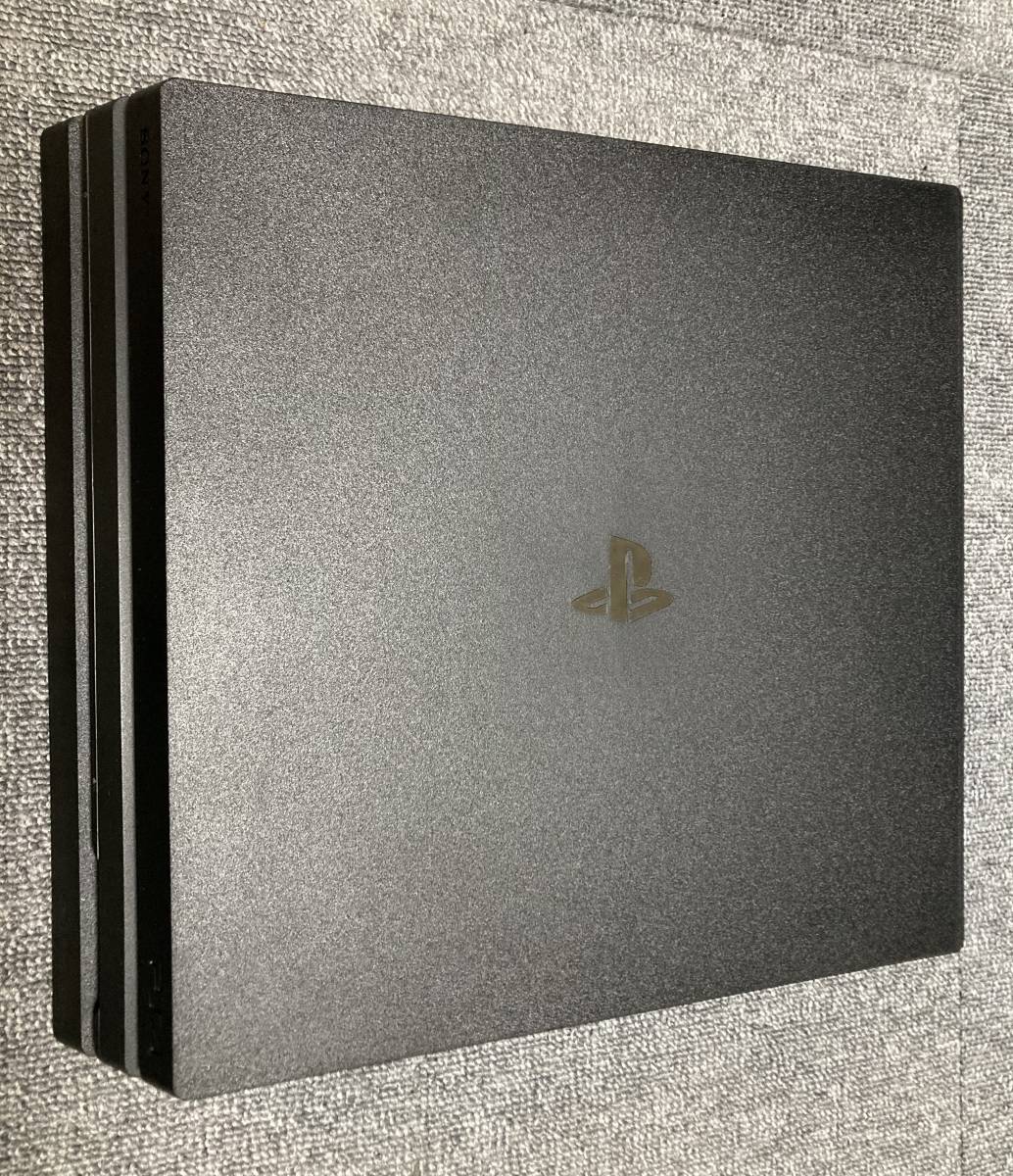 SSD 1TB換装済】PS4 PRO CUH-7200B(中古)、DUALSHOCK4×３(新品２