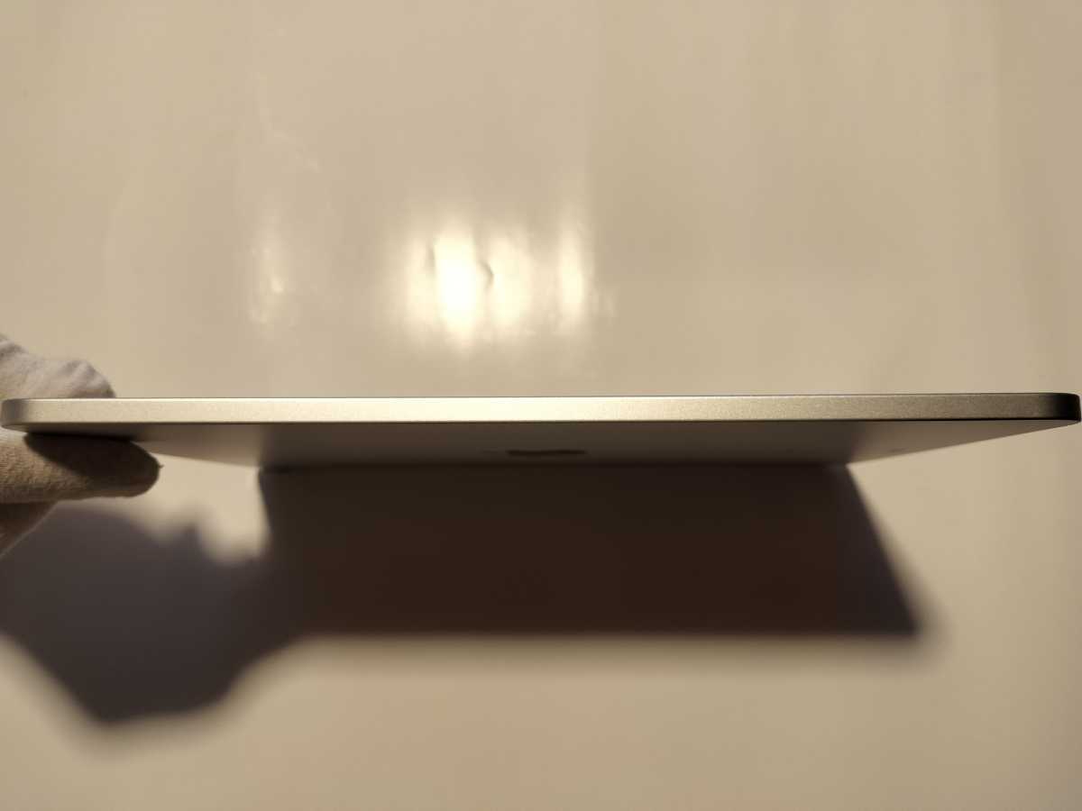 ☆新品同様超美品セール!Apple iPad Air 第4世代 64GB シルバー!Wi