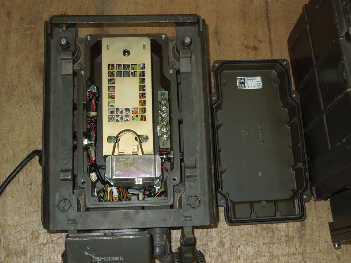 ドイツ軍用　EM25受信機　26.00－69.95MHz/50KHzステップ　全周波数　動作確認済み_画像5