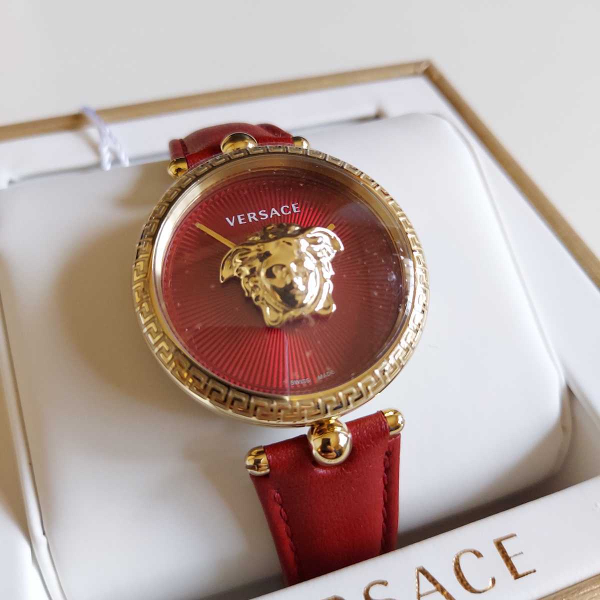 未使用 ヴェルサーチ 腕時計 パラッツォ エンパイア 時計 VERSACE
