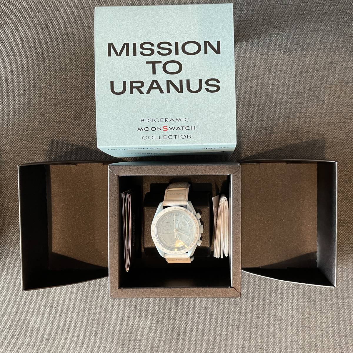 オメガ Swatch ウラヌス スピードマスター OMEGA スウォッチ