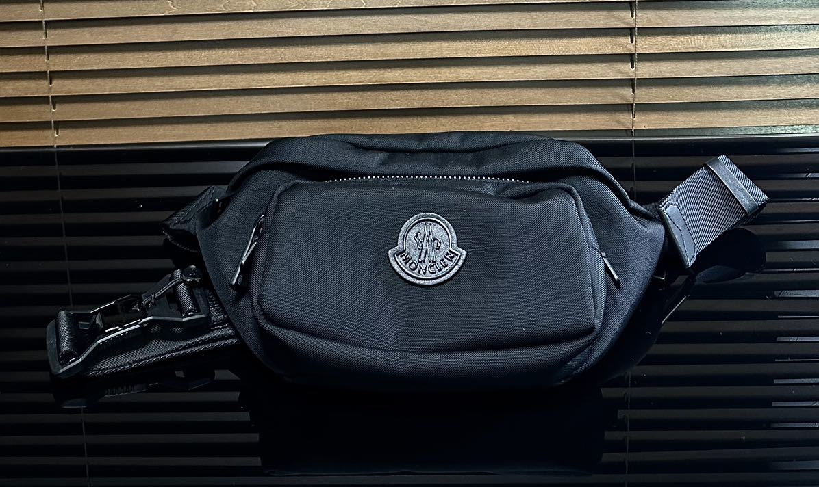 22新作 MONCLERモンクレール ベルトバッグ DURANCE ボディバック