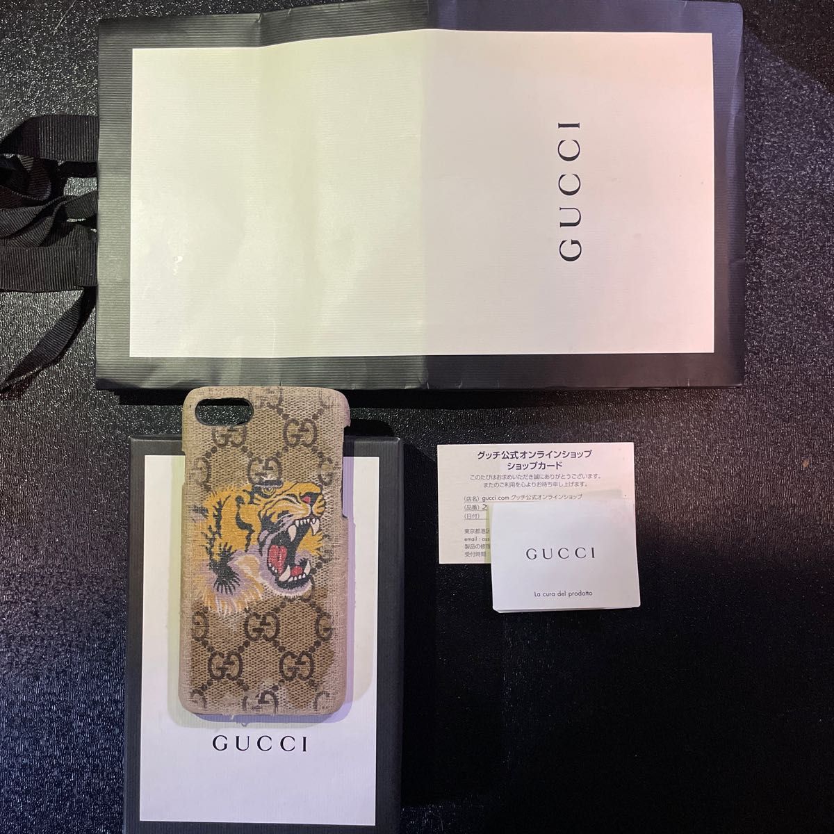 GUCCI iPhoneケース　虎　タイガー