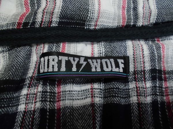 assk6-473☆DIRTY WOLF　子供服/キッズ　男児向け　チェックジップアップベスト　アウター　前開き　黒×白系　サイズ140　綿100%_画像8